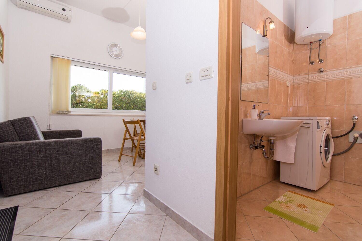 Apartments Ivica - Garden Terrace Slatine Dış mekan fotoğraf