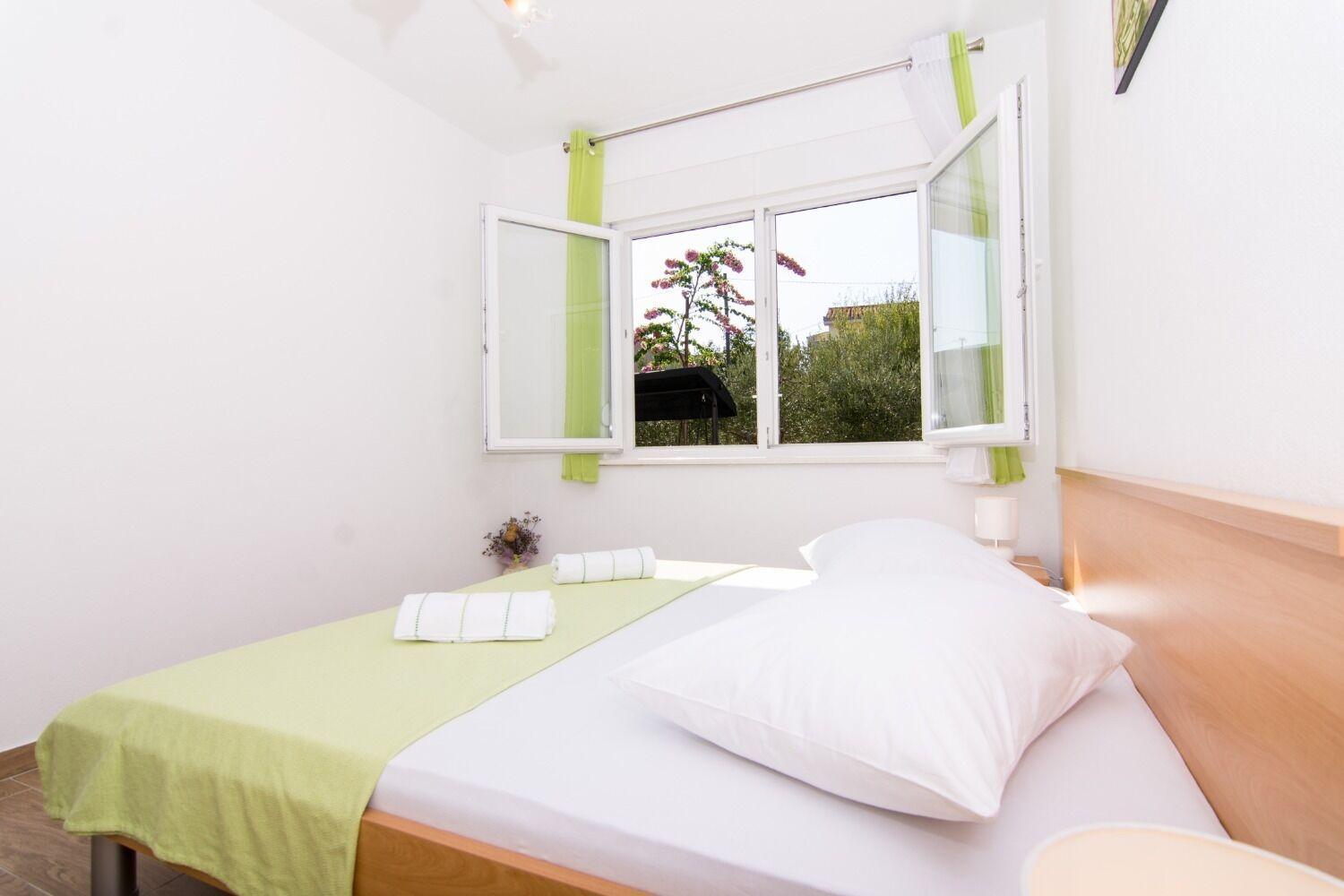 Apartments Ivica - Garden Terrace Slatine Dış mekan fotoğraf